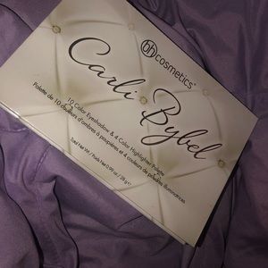 BH Cosmetics X Carly Bybel Eyeshadow palette